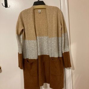 Women’s XS tri color Sweater